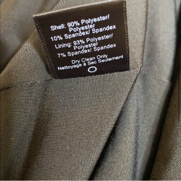 Dress the Population Vanessa Velvet Gown in Maroon - Picture 6 of 11